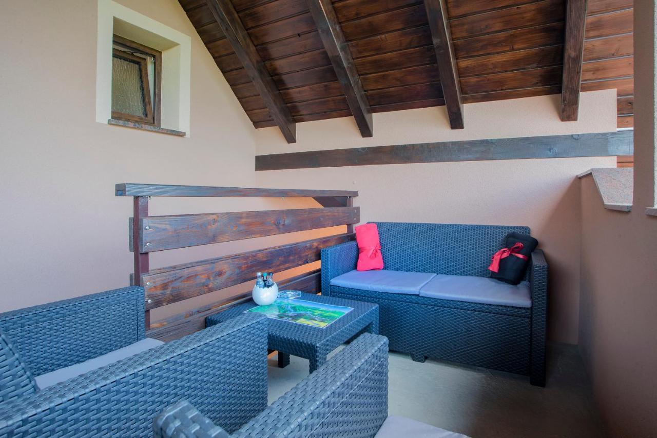Studio Apartment Karlo Drežnik Grad Εξωτερικό φωτογραφία